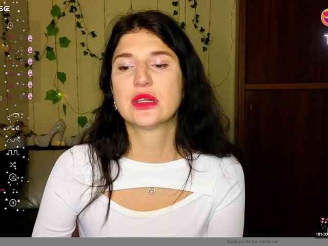 AliannaSoloKisses webcam