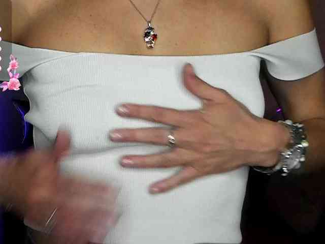 AliannaSoloKisses webcam