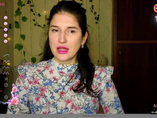 AliannaSoloKisses webcam