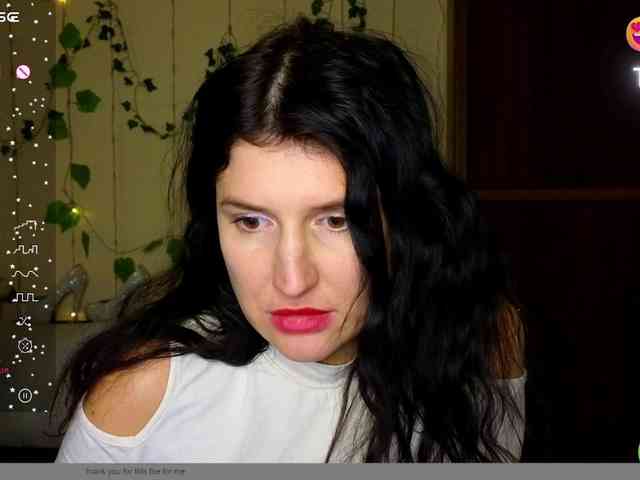 AliannaSoloKisses webcam