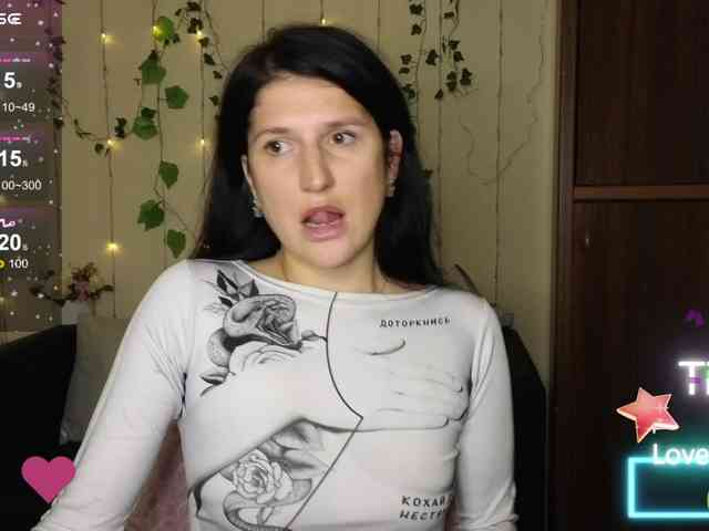 AliannaSoloKisses webcam