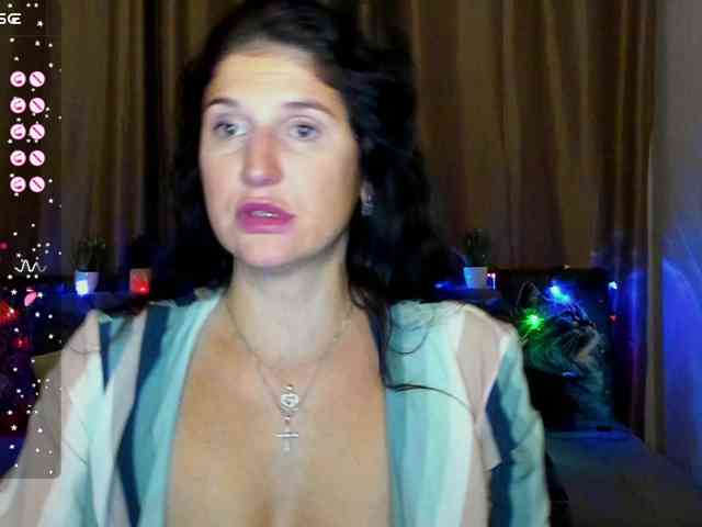 AliannaSoloKisses webcam