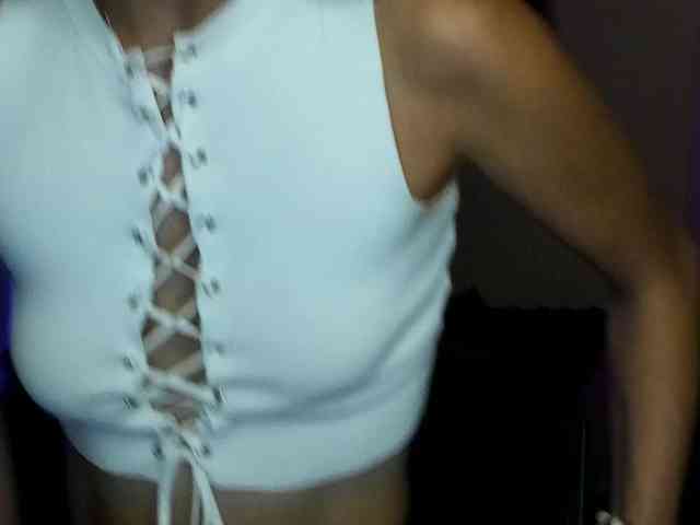 AliannaSoloKisses webcam