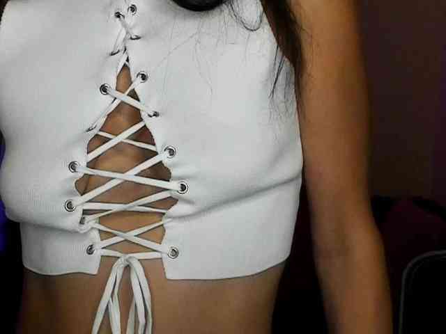 AliannaSoloKisses webcam