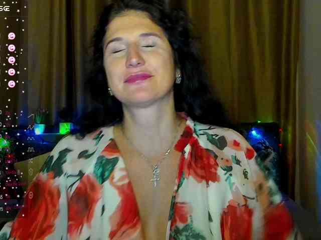 AliannaSoloKisses webcam