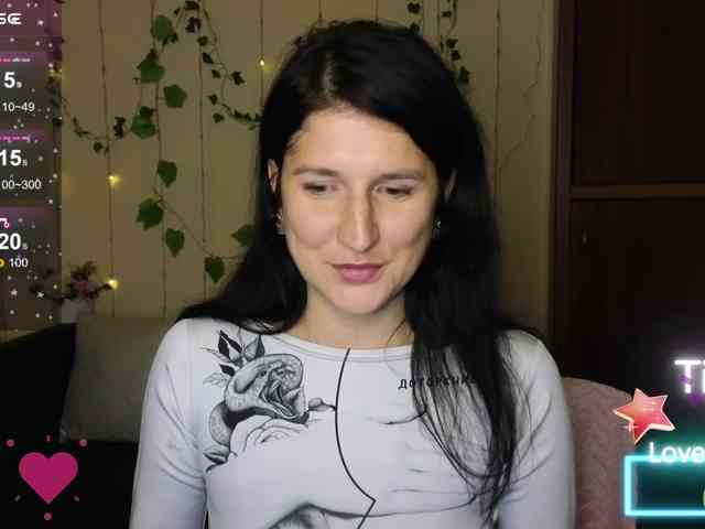 AliannaSoloKisses webcam