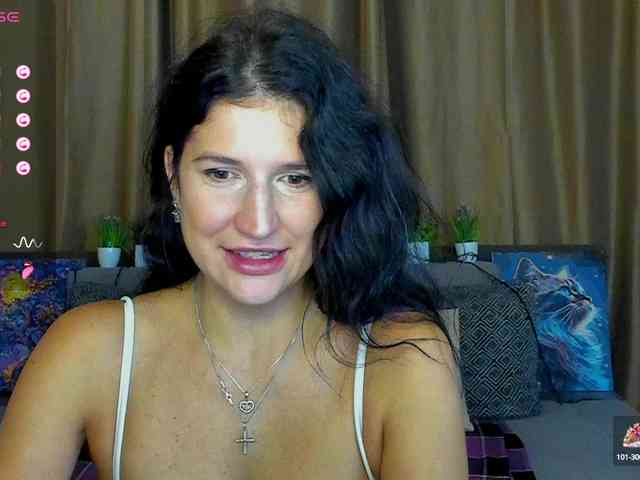 AliannaSoloKisses webcam