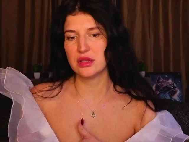 AliannaSoloKisses webcam