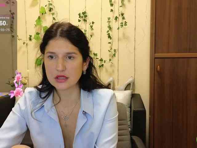 AliannaSoloKisses webcam