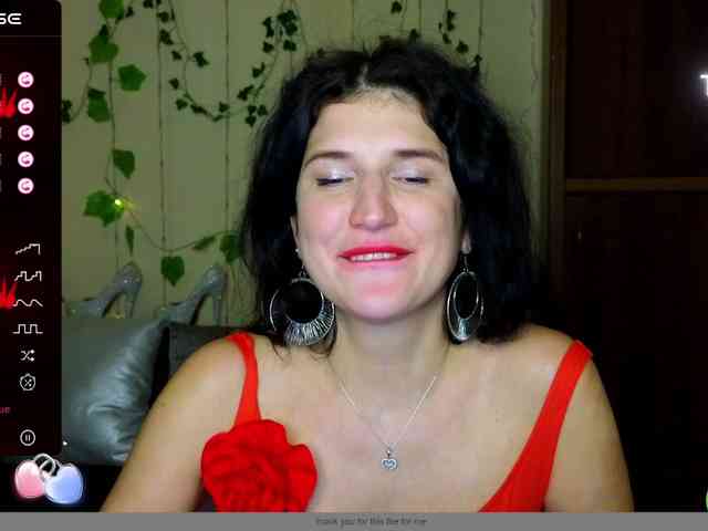 AliannaSoloKisses webcam