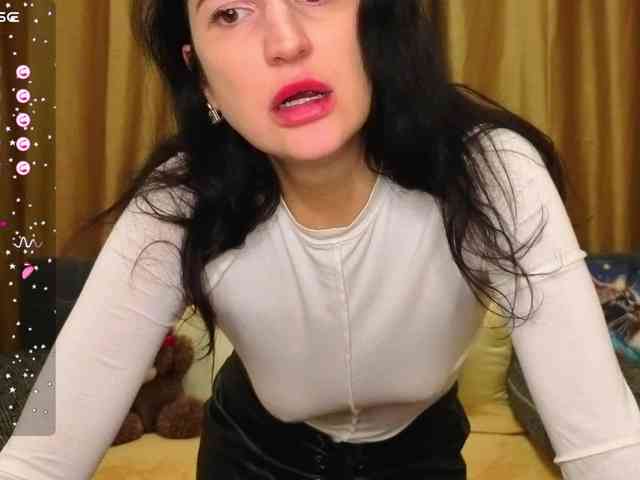 AliannaSoloKisses webcam