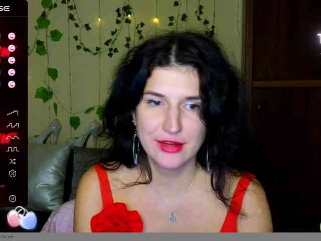 AliannaSoloKisses webcam