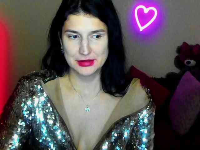 AliannaSoloKisses webcam