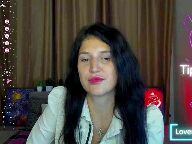 AliannaSoloKisses webcam