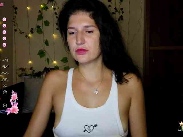 AliannaSoloKisses webcam