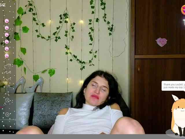 AliannaSoloKisses webcam