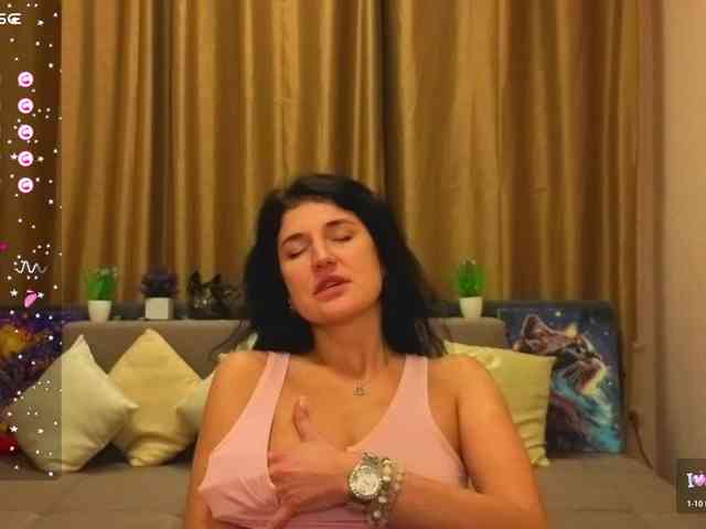 AliannaSoloKisses webcam