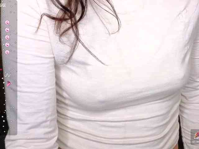 AliannaSoloKisses webcam