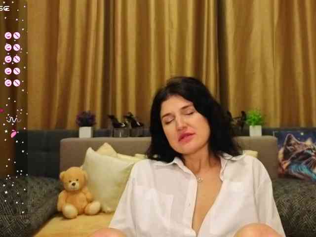 AliannaSoloKisses webcam