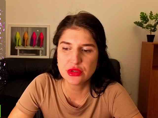 AliannaSoloKisses webcam