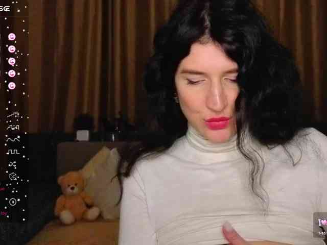 AliannaSoloKisses webcam