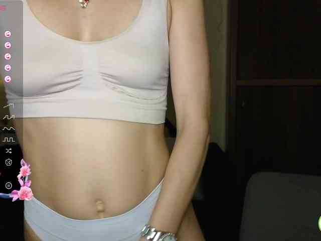AliannaSoloKisses webcam