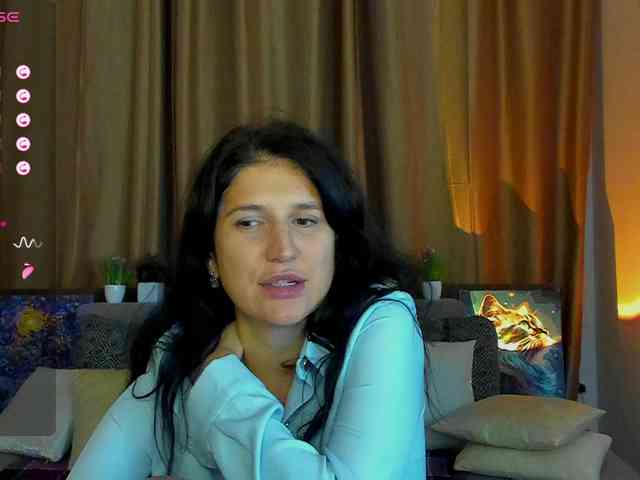 AliannaSoloKisses webcam