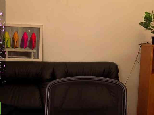 AliannaSoloKisses webcam