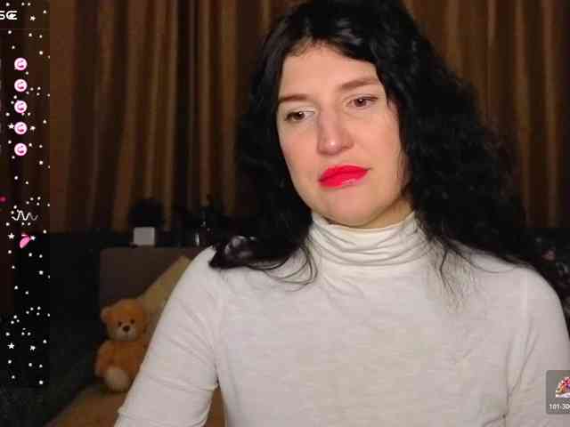 AliannaSoloKisses webcam