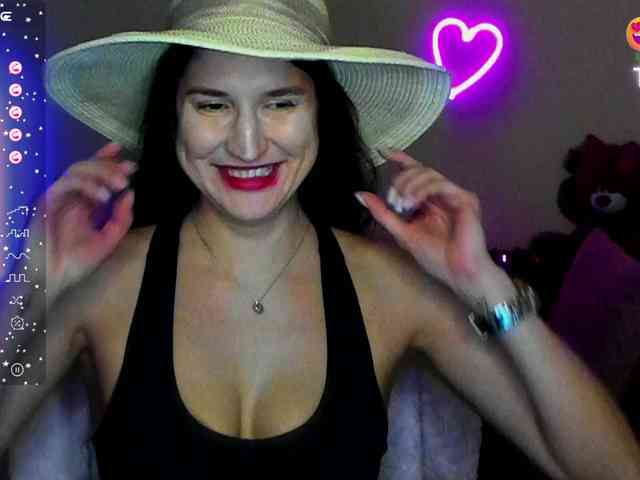 AliannaSoloKisses webcam