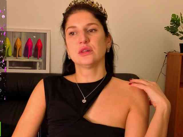 AliannaSoloKisses webcam