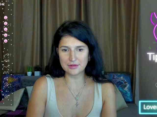 AliannaSoloKisses webcam