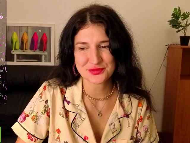 AliannaSoloKisses webcam