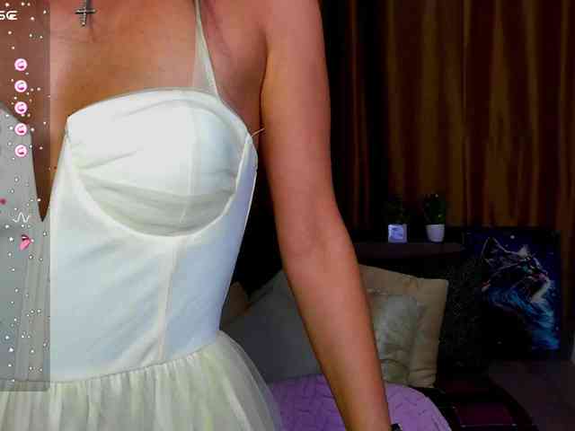 AliannaSoloKisses webcam