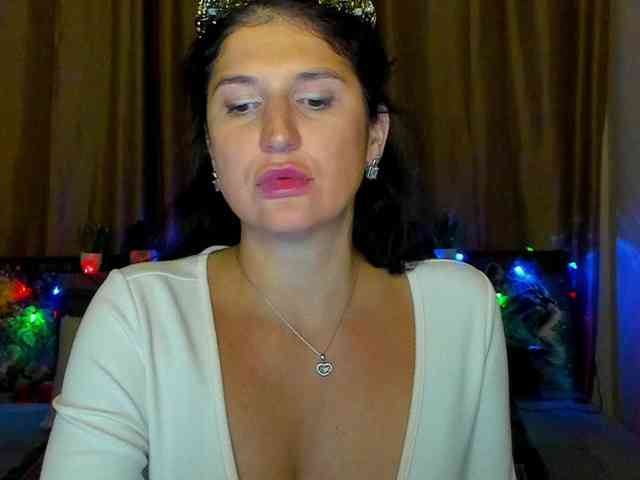 AliannaSoloKisses webcam