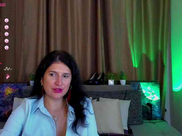 AliannaSoloKisses webcam