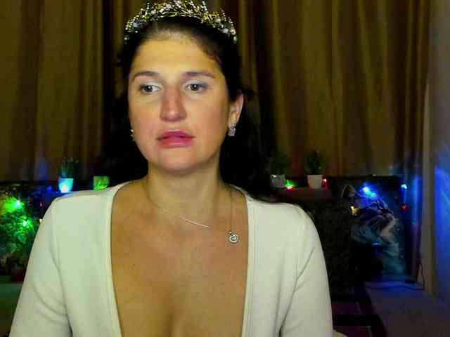 AliannaSoloKisses webcam