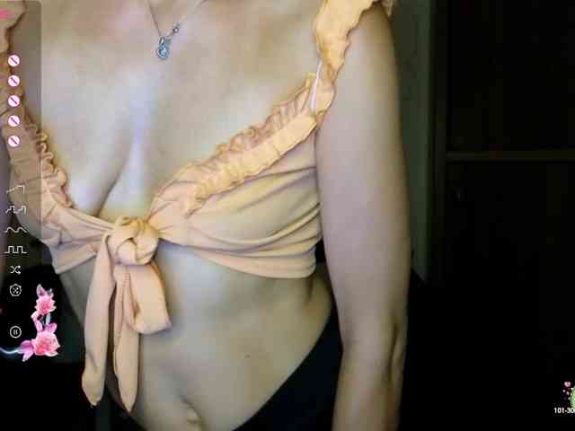 AliannaSoloKisses webcam