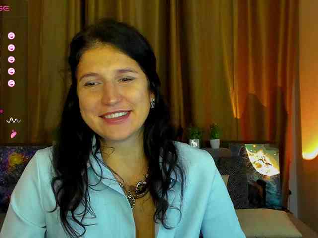 AliannaSoloKisses webcam