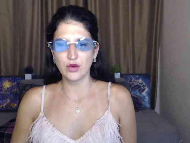 AliannaSoloKisses webcam