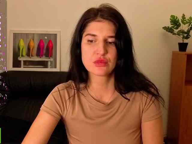 AliannaSoloKisses webcam