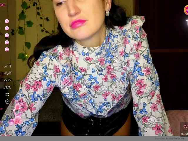 AliannaSoloKisses webcam