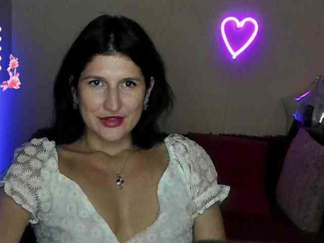 AliannaSoloKisses webcam