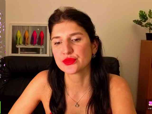 AliannaSoloKisses webcam