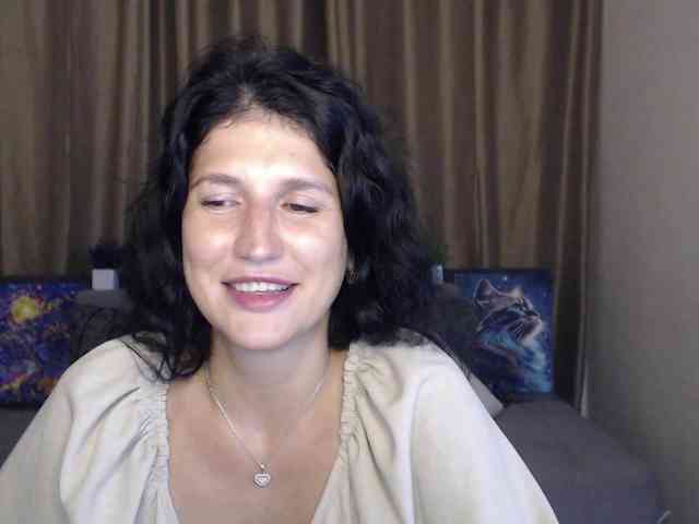 AliannaSoloKisses webcam