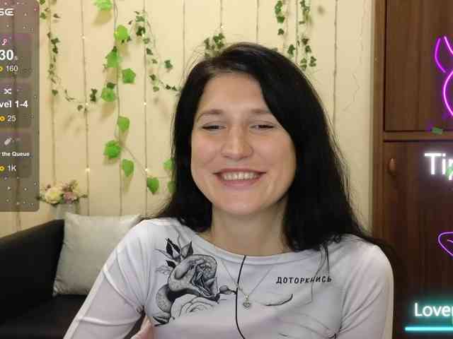 AliannaSoloKisses webcam