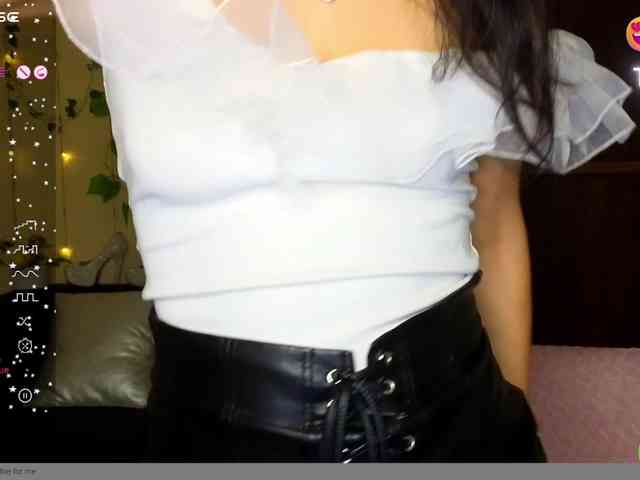 AliannaSoloKisses webcam