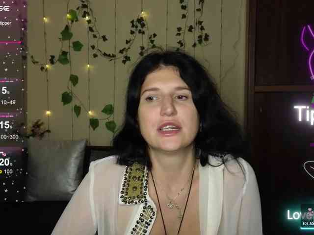 AliannaSoloKisses webcam