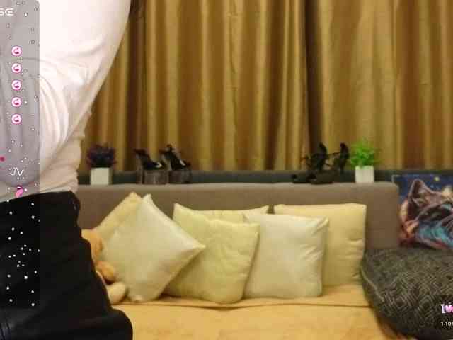 AliannaSoloKisses webcam