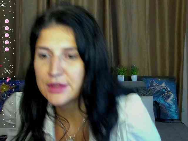 AliannaSoloKisses webcam